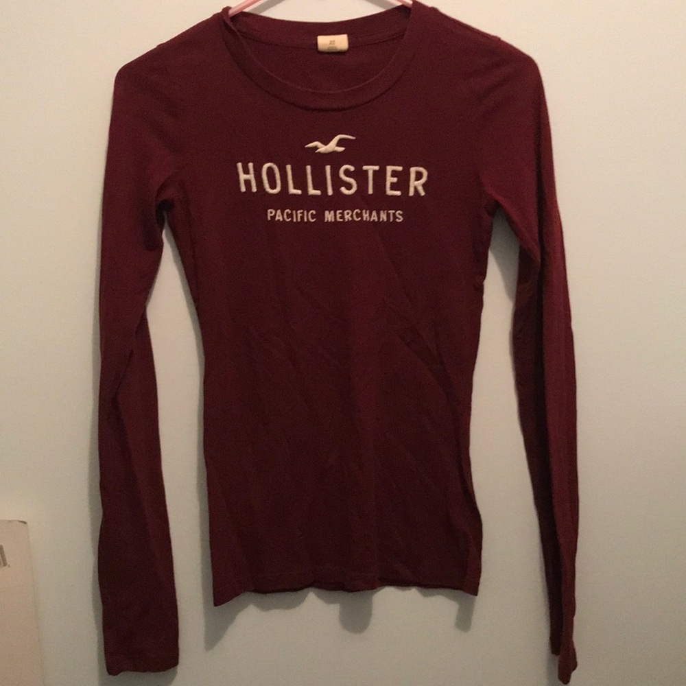 HOLLISTER graphic long sleeve